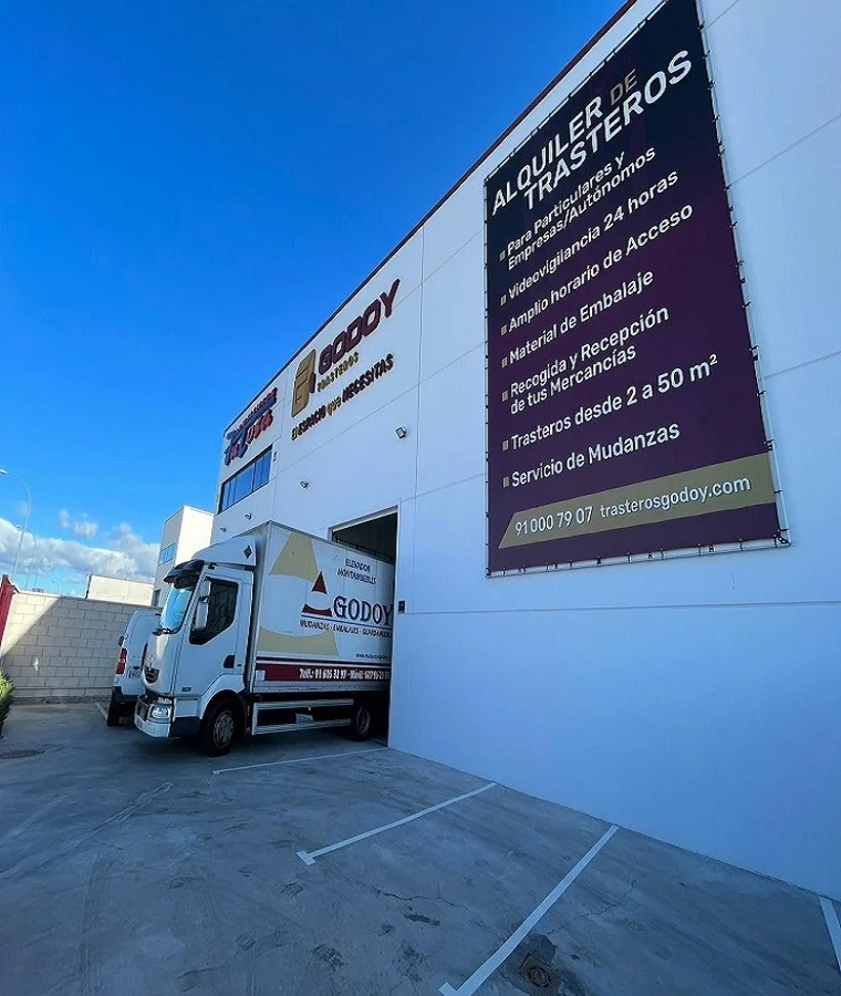 Mudanzas Godoy | Ahora Mudanzas Esteban Rivas en C. Emilio Bellvis, 33, 28984 Parla, Madrid, España - Imagen 2