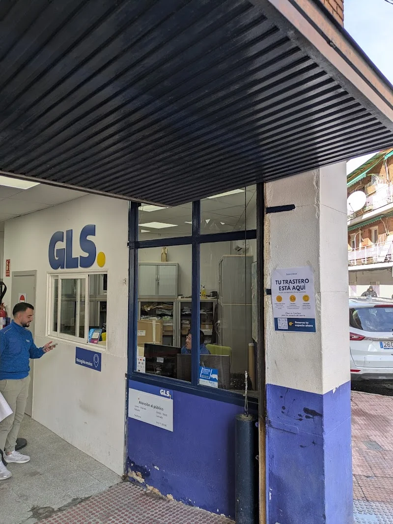 Trasteros Box2box – Punto de depósito Tetuán en C. de Tablada, 17, Tetuán, 28039 Madrid, España - Imagen 3