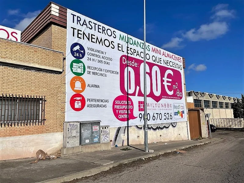 RedTras - Milyunbox Valdemoro en Av. de Andalucía, 154, 28341 Valdemoro, Madrid, España - Imagen 3