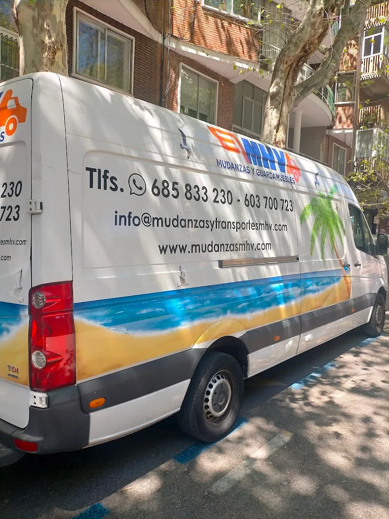 Mudanzas MHV, Mudanzas Sierra de Madrid, servicio de guardamuebles, mudanzas urgentes en C. Lapislázuli, 9, 28400 Collado Villalba, Madrid, España - Imagen 1