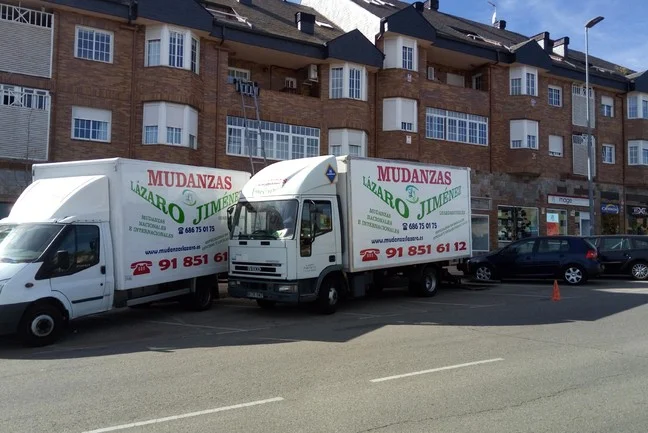 Mudanzas y Transportes Lázaro en Collado Villalba en Urb. La Chopera, 53, 28400 Collado Villalba, Madrid, España - Imagen 2
