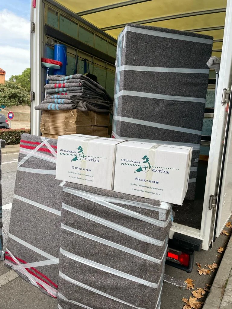 Mudanzas Matías | Mudanzas en Moralzarzal y Sierra de Madrid en Tr.ª Mesón, 3, 28411 Moralzarzal, Madrid, España - Imagen 3