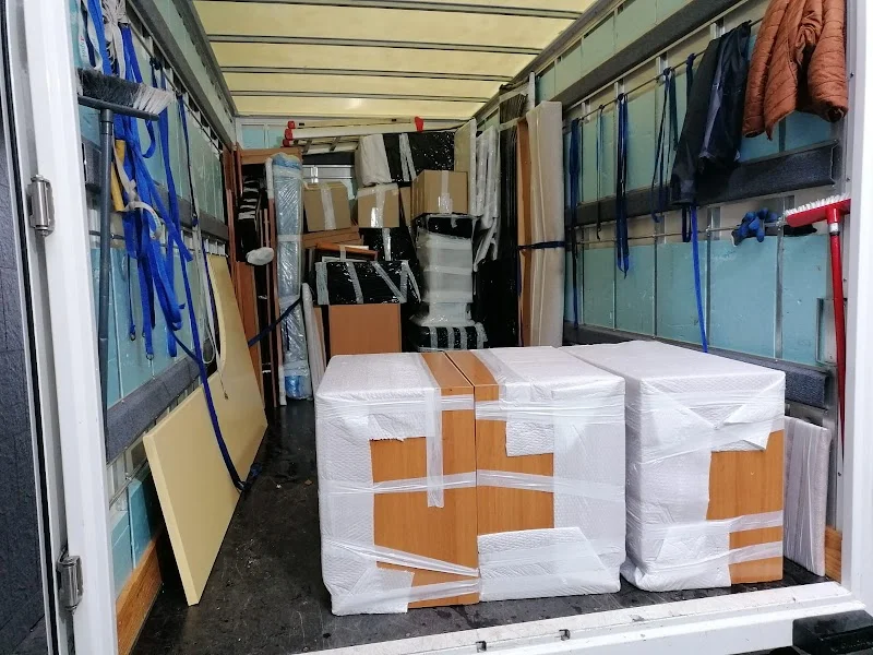 Mudanzas Matías | Mudanzas en Moralzarzal y Sierra de Madrid en Tr.ª Mesón, 3, 28411 Moralzarzal, Madrid, España - Imagen 4