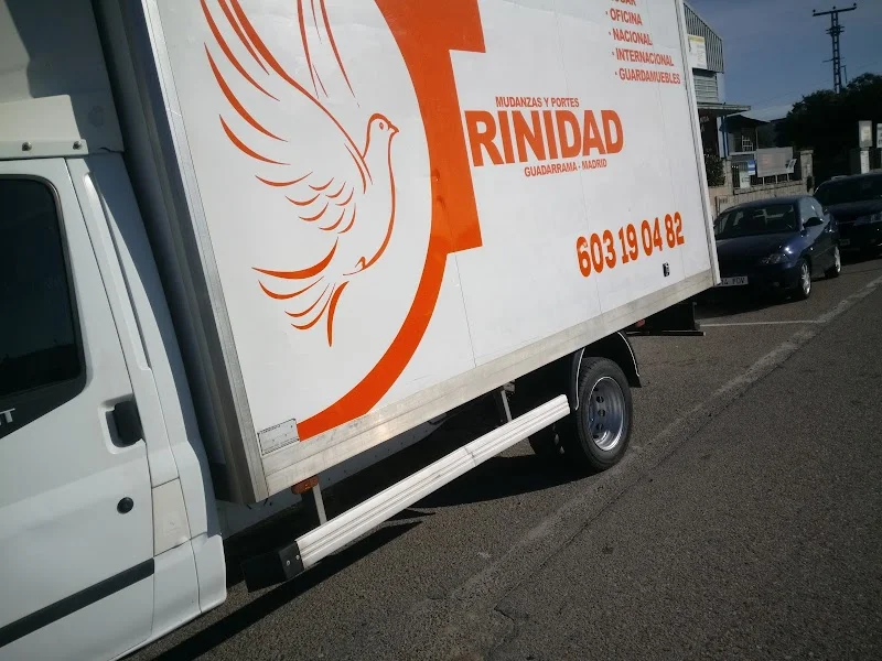 Mudanzas y portes Trinidad en Paseo De, P.º del Molino del Rey, 28440 Guadarrama, Madrid, España - Imagen 1