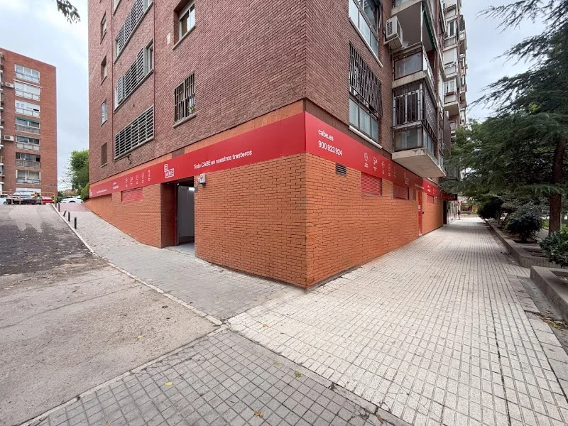 CABE Trasteros - Santa Eugenia en C. Virgen de las Viñas, 14, Vallecas, 28031 Madrid, España - Imagen 2