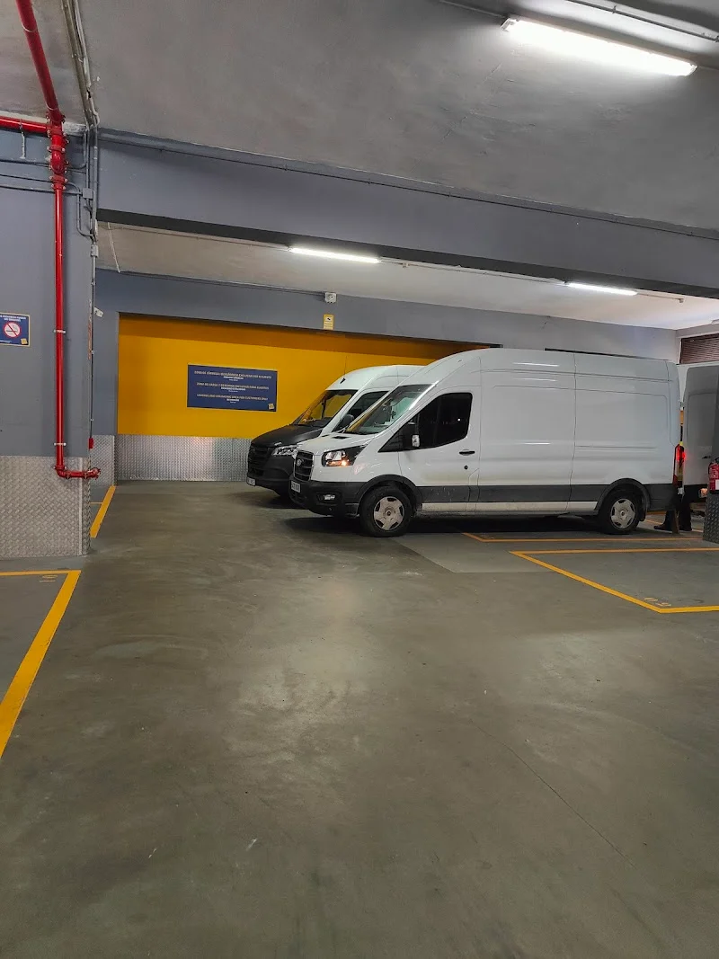 OhMyBox! Trasteros de alquiler: Calle Marina, Barcelona en Carrer de la Marina, 153, Eixample, 08013 Barcelona, España - Imagen 5