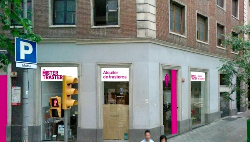 Mister Traster Barcelona Sagrada Familia - Guardamuebles y trasteros de alquiler en Carrer de los Castillejos, 263, Eixample, 08013 Barcelona, España - Imagen 4