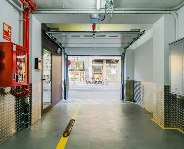 OhMyBox! Trasteros de alquiler: Calle Provenza, Barcelona en Carrer de Provença, 157 Bis, Eixample, 08036 Barcelona, España - Imagen 3