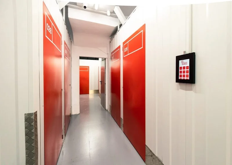 CABE Trasteros Barcelona - La Prosperitat en Carrer de Sant Francesc Xavier, 53, Nou Barris, 08016 Barcelona, España - Imagen 2