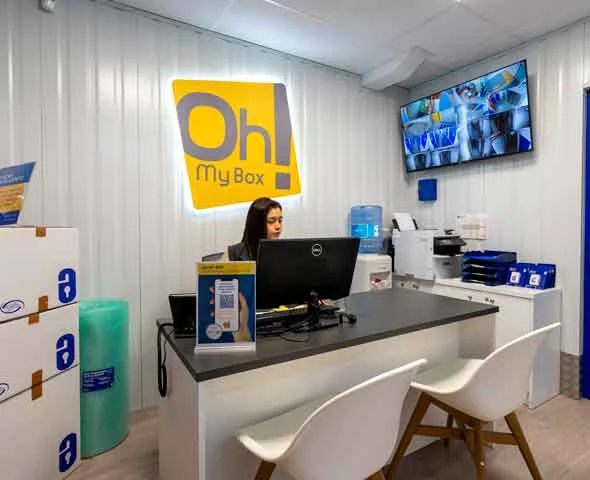 OhMyBox! Trasteros de alquiler: Calle Tamarit, Barcelona en Carrer de Tamarit, 95, Eixample, 08015 Barcelona, España - Imagen 4