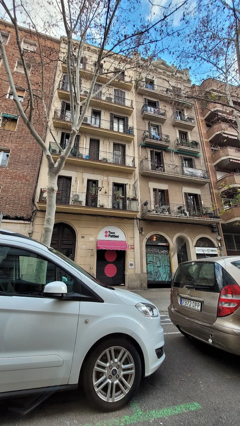 Central Trasteros en Carrer de Sardenya, 166, Eixample, 08013 Barcelona, España - Imagen 2