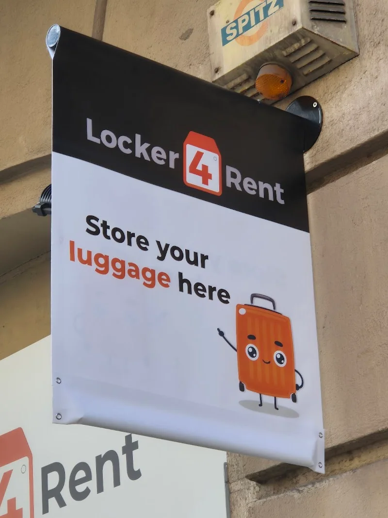 Locker4Rent en Carrer del Comte d'Urgell, 45, Eixample, 08011 Barcelona, España - Imagen 3