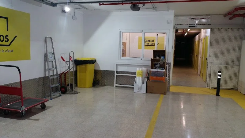 Central Trasteros en Carrer del Dr. Rizal, 5, 11, Gràcia, 08006 Barcelona, España - Imagen 3