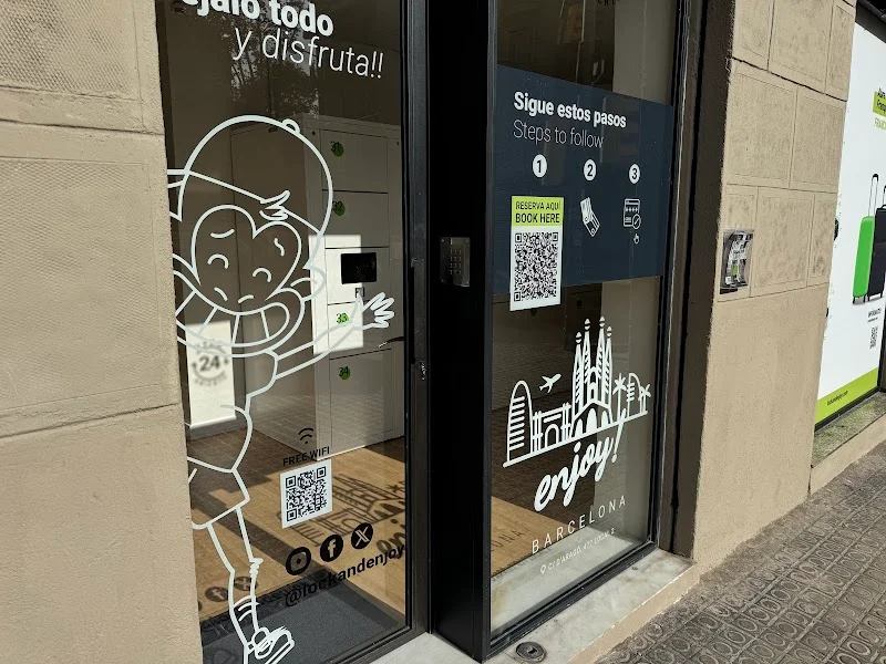 LOCK & enjoy! - Consignas en Sagrada Familia en Carrer d'Aragó, 477, Eixample, 08013 Barcelona, España - Imagen 4