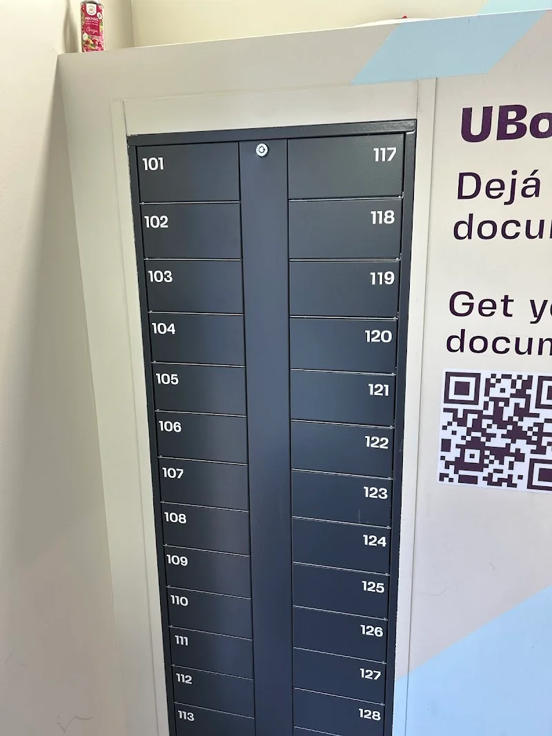 ULOCK | Guardado de maletas | 24h Smart Lockers | Consignas en Barcelona en Gran Via de les Corts Catalanes, 577, Eixample, 08011 Barcelona, España - Imagen 4