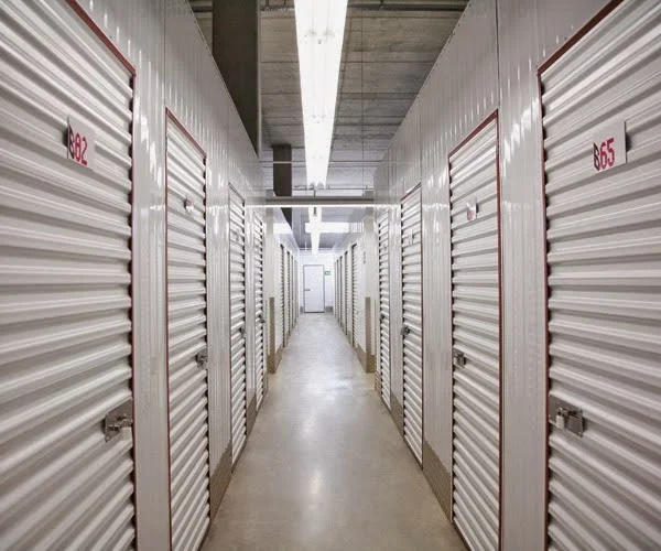 Mister Traster Barcelona Besòs - Guardamuebles y trasteros de alquiler en Carrer d'Alarcón, 28, 08930 Sant Adrià de Besòs, Barcelona, España - Imagen 2