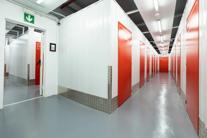 CABE Trasteros Barcelona - Vilapicina en Carrer del Greco, 9, Nou Barris, 08031 Barcelona, España - Imagen 2