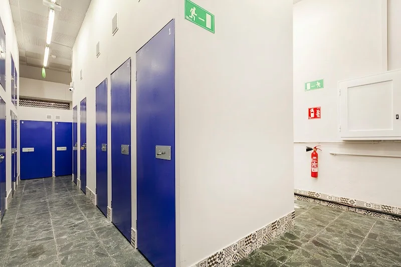 Alquiler de Trasteros Sant Martí, Trastero Azul en Carrer de Julián Besteiro, 14, Sant Martí, 08020 Barcelona, España - Imagen 1