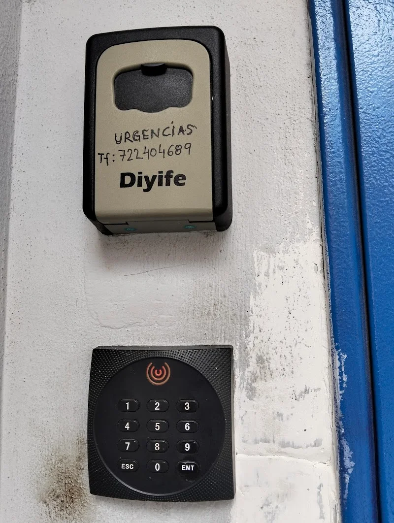 Alquiler Trasteros Económicos - BOXROOM VALENCIA en C/ de Juan de Celaya, 27 bajo, Jesús, 46017 València, Valencia, España - Imagen 5