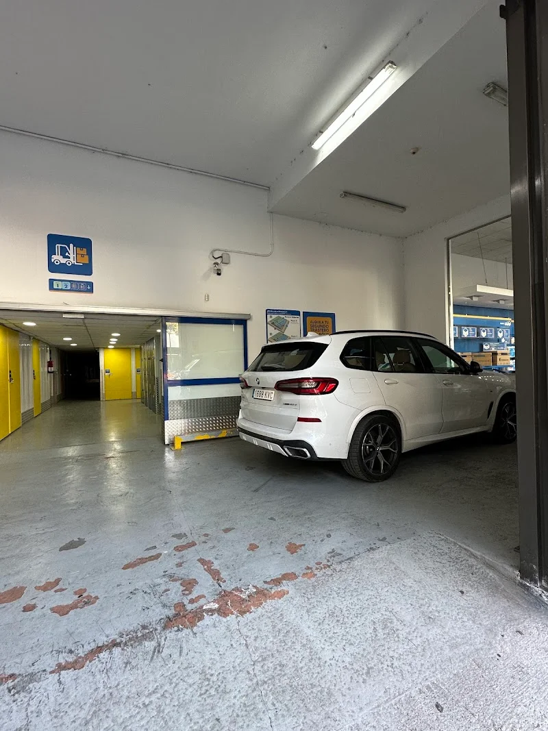 Bluespace Campanar en Calle del, C/ de la Vall de la Ballestera, 71, Campanar, 46015 València, Valencia, España - Imagen 3