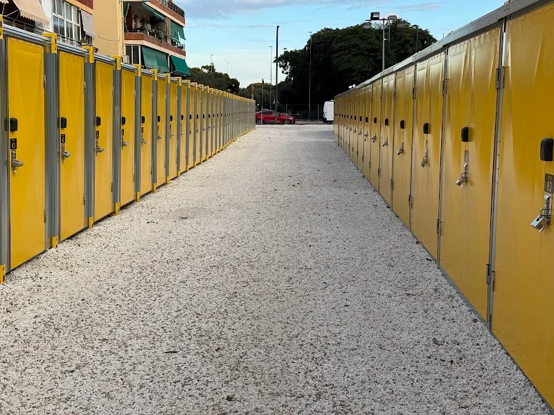 Fiero Storage Massanassa Urbano en C. Alcoy, 22, 46910 Alfafar, Valencia, España - Imagen 2