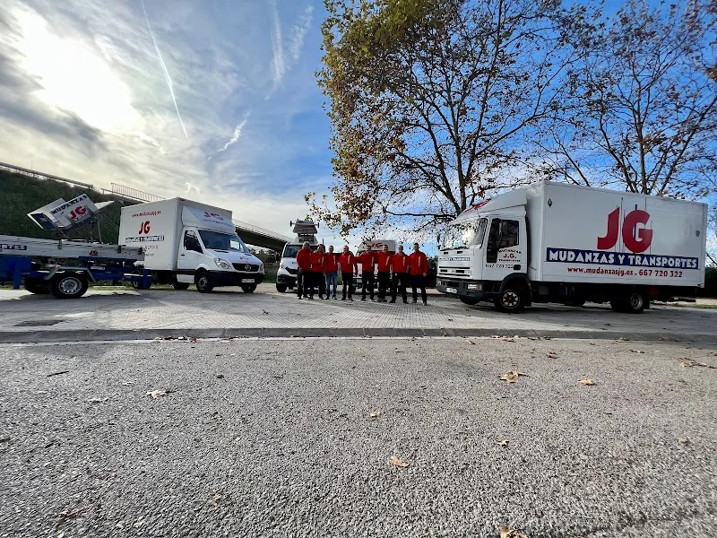 Mudanzas J.G. en C/ de Pere Andreu, 1, Jesús, 46017 València, Valencia, España - Imagen 1