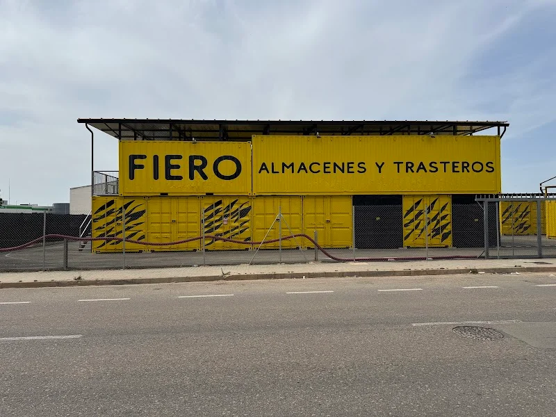 Fiero Storage • Almacenes y alquiler de trasteros Valencia en Calle Acequia del primer Braç, 28, 46470 valencia, Valencia, España - Imagen 1