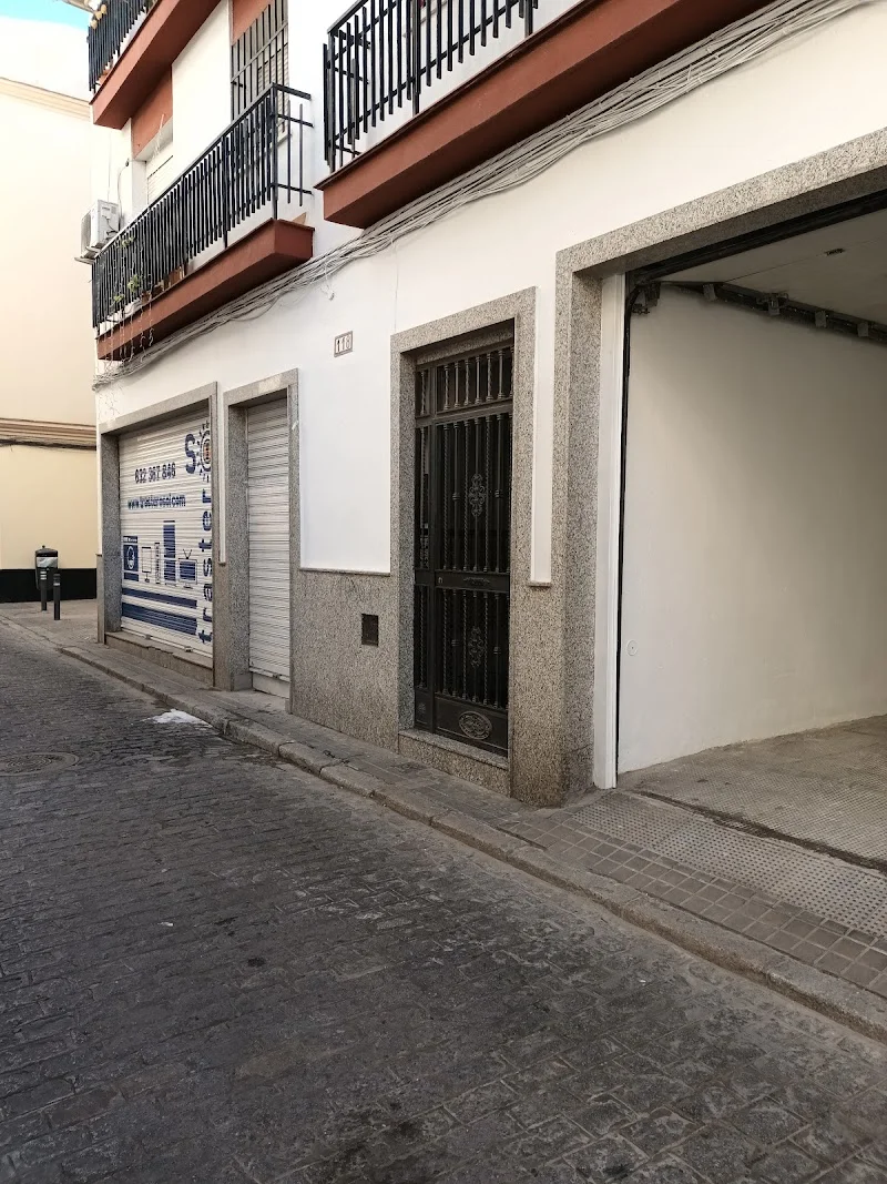 Trasteros Sol en C. Sol, 118, Casco Antiguo, 41003 Sevilla, España - Imagen 3