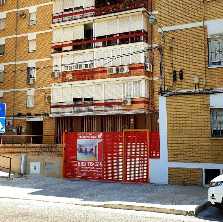 CityTrasteros (Av. de la Paz) en Av. de la Paz, 49, 41013 Sevilla, España - Imagen 1