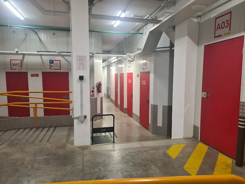 CityTrasteros (Av. de la Paz) en Av. de la Paz, 49, 41013 Sevilla, España - Imagen 4