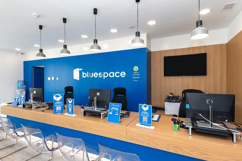 Bluespace Calonge en C. Aviación, 115, Norte, 41007 Sevilla, España - Imagen 5