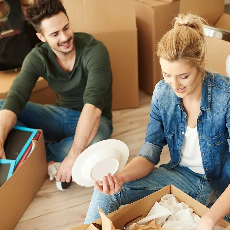 Logar Mudanzas y Guardamuebles en C. Mar Tirreno, 7, 3°C, Norte, 41015 Sevilla, España - Imagen 2