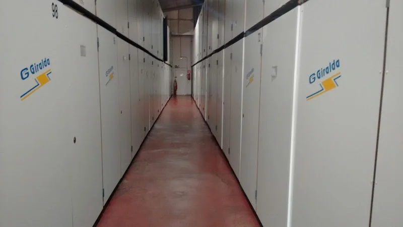 MUDANZAS GIRALDA en C. Química, 8, Norte, 41015 Sevilla, España - Imagen 1