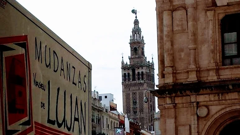 MUDANZAS VIRGEN DE LUJÁN Sevilla en Virgen de Lujan, 47, 41011 Sevilla, España - Imagen 1