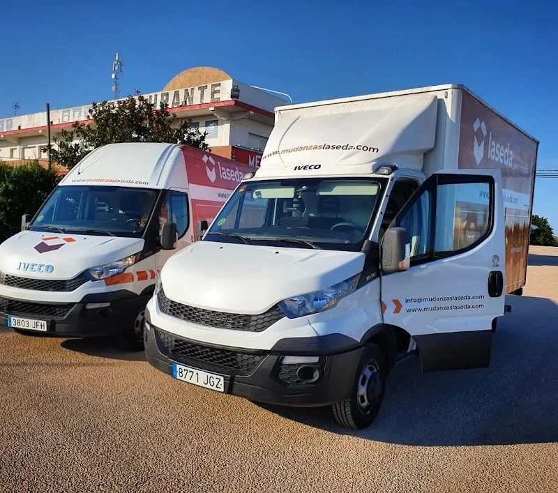 Mudanzas en Sevilla y Guardamuebles La Seda en C. Rioja, 13, 1°C, Casco Antiguo, 41001 Sevilla, España - Imagen 4