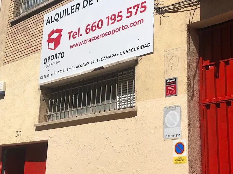 Trasteros Oporto - Alquiler de trasteros en Carabanchel - en C. Valentín Llaguno, 30, Carabanchel, 28019 Madrid, España - Imagen 2