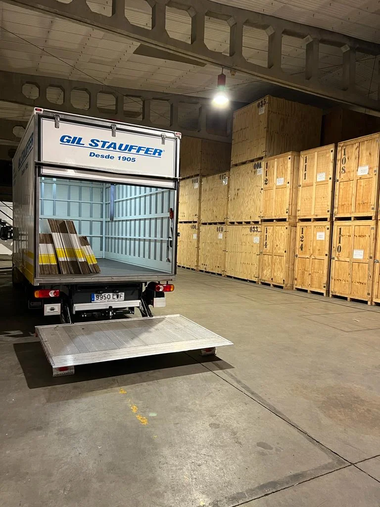 Gil Stauffer | Mudanzas y Guardamuebles Sevilla en Polígono Industrial La Red, C. la Red Doce Nte., 41500 Sevilla, España - Imagen 4