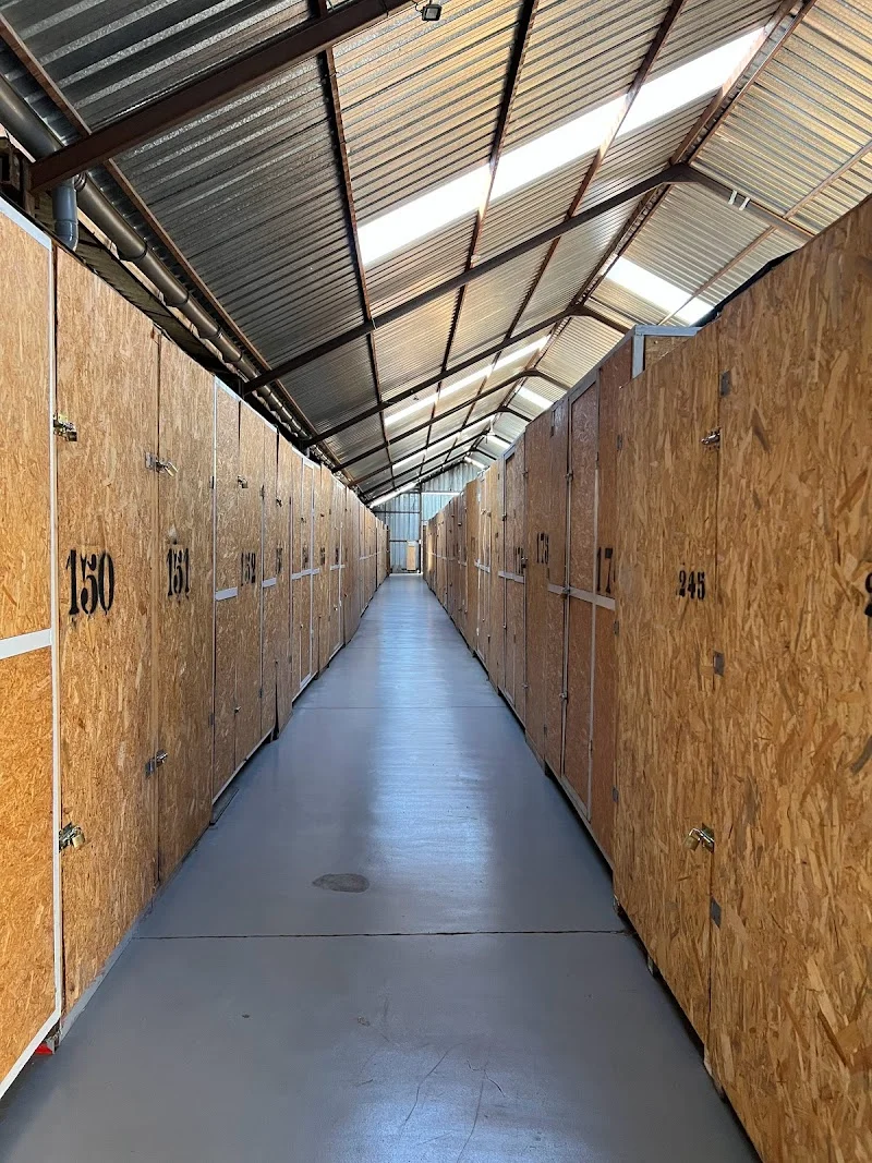 Gil Stauffer | Mudanzas y Guardamuebles Sevilla en Polígono Industrial La Red, C. la Red Doce Nte., 41500 Sevilla, España - Imagen 5