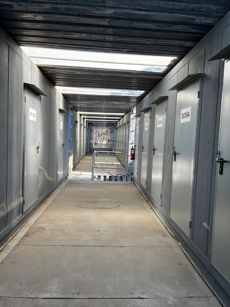 TECNOCON TABLADA | Trasteros en alquiler Sevilla en Carr. de la Exclusa, 7, 41011 Sevilla, España - Imagen 2