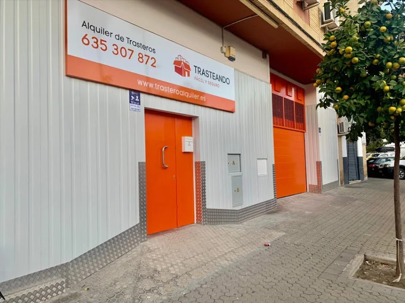 Trasteros Trasteando Nervion Sevilla en C. San Benito, 3, 41018 Sevilla, España - Imagen 2