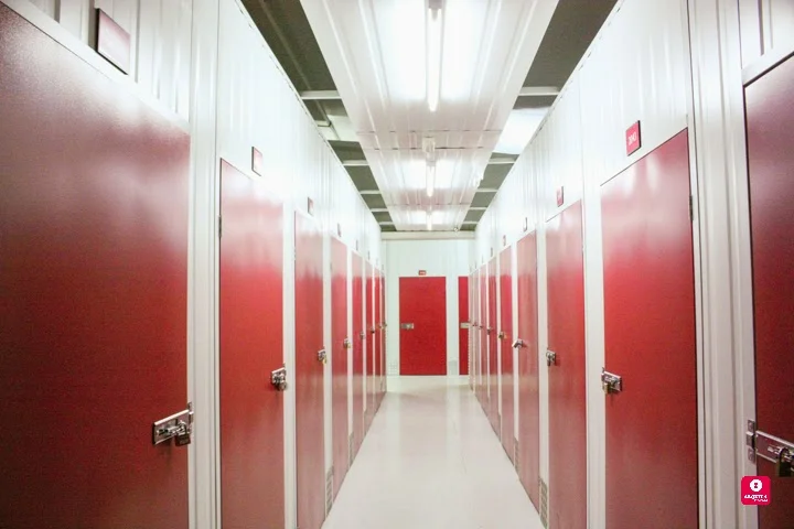 Alquiler de Trasteros y Guardamuebles en Zaragoza | Alquila tu Espacio en Carr. de Cogullada, 19, 50014 Zaragoza, España - Imagen 2