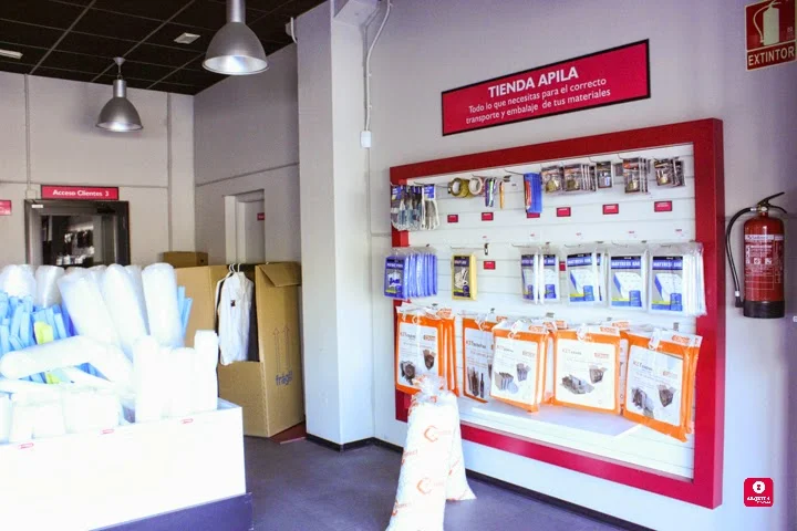 Alquiler de Trasteros y Guardamuebles en Zaragoza | Alquila tu Espacio en Carr. de Cogullada, 19, 50014 Zaragoza, España - Imagen 5