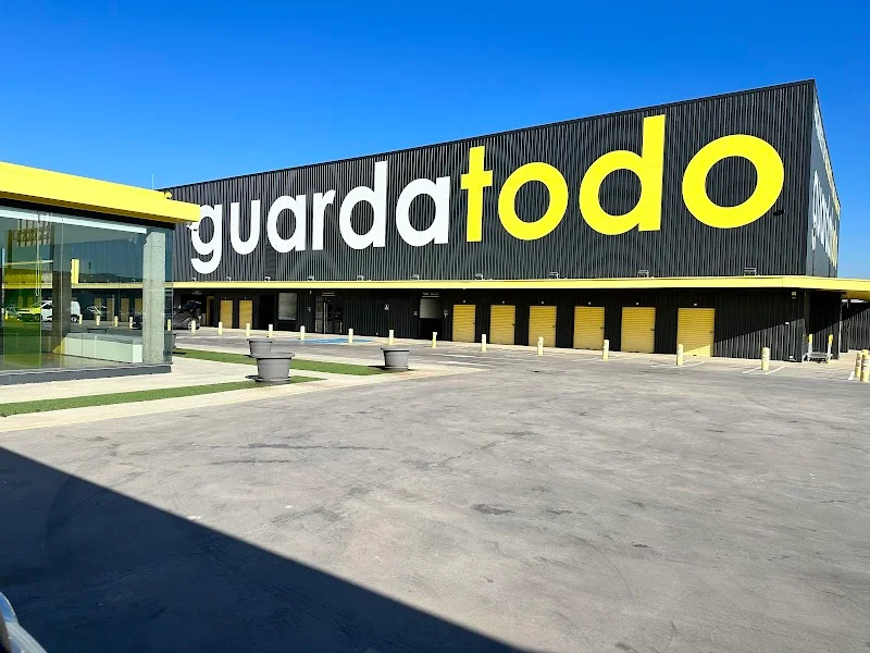 Alquiler de trasteros y Guardamuebles en Zaragoza | Guardatodo Carretera Logroño en Av. de Logroño, 1014, 50011 Zaragoza, España - Imagen 2