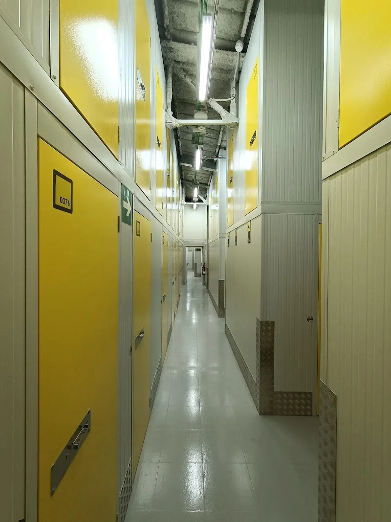 Alquiler de Trasteros en Zaragoza | Guardatodo Tenor Fleta en C. de Wenceslao Fernández Flórez, 2, San José, 50007 Zaragoza, España - Imagen 3