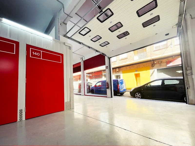 CABE Trasteros Zaragoza - la Granja en C. de Cáceres, 26, 50008 Zaragoza, España - Imagen 4