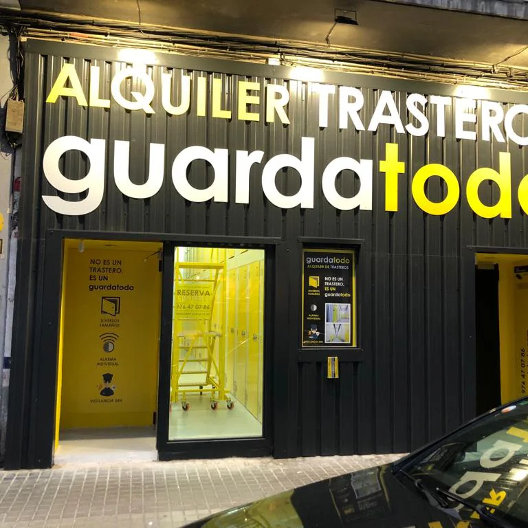 Alquiler de Trasteros en San José alto | Guardatodo San José en C. de Federico García Lorca, 13, San José, 50007 Zaragoza, España - Imagen 2