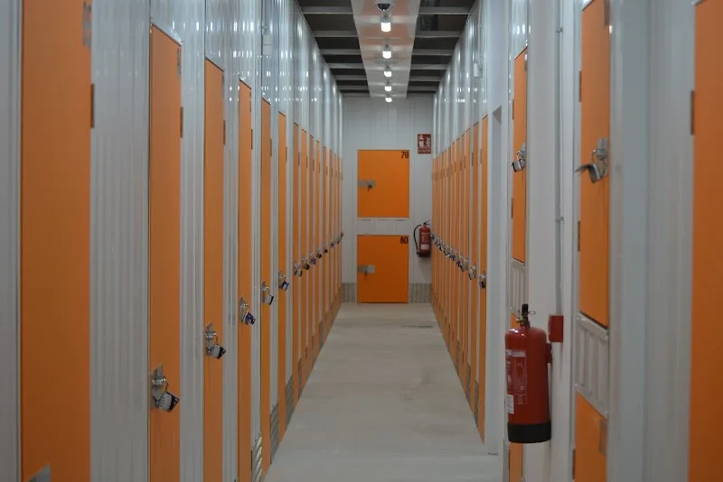 Trastero Easy Lock Self Storage en Calle Ntra. Sra. del Agua, 4, San José, 50007 Zaragoza, España - MejorTrastero