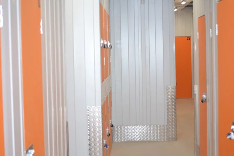 Easy Lock Self Storage en Calle Ntra. Sra. del Agua, 4, San José, 50007 Zaragoza, España - Imagen 4