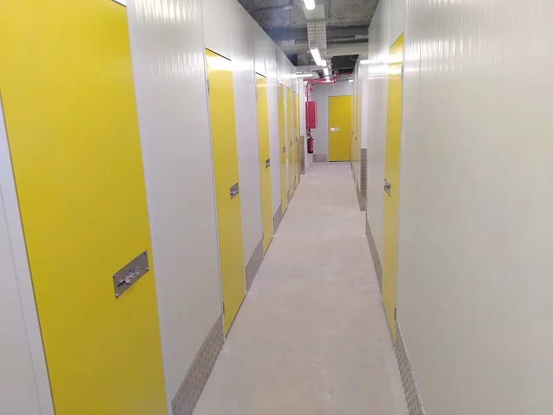 RedTras - Trasteros Kodori en Calle de la Inmaculada Concepción, 48, Carabanchel, 28019 Madrid, España - Imagen 1