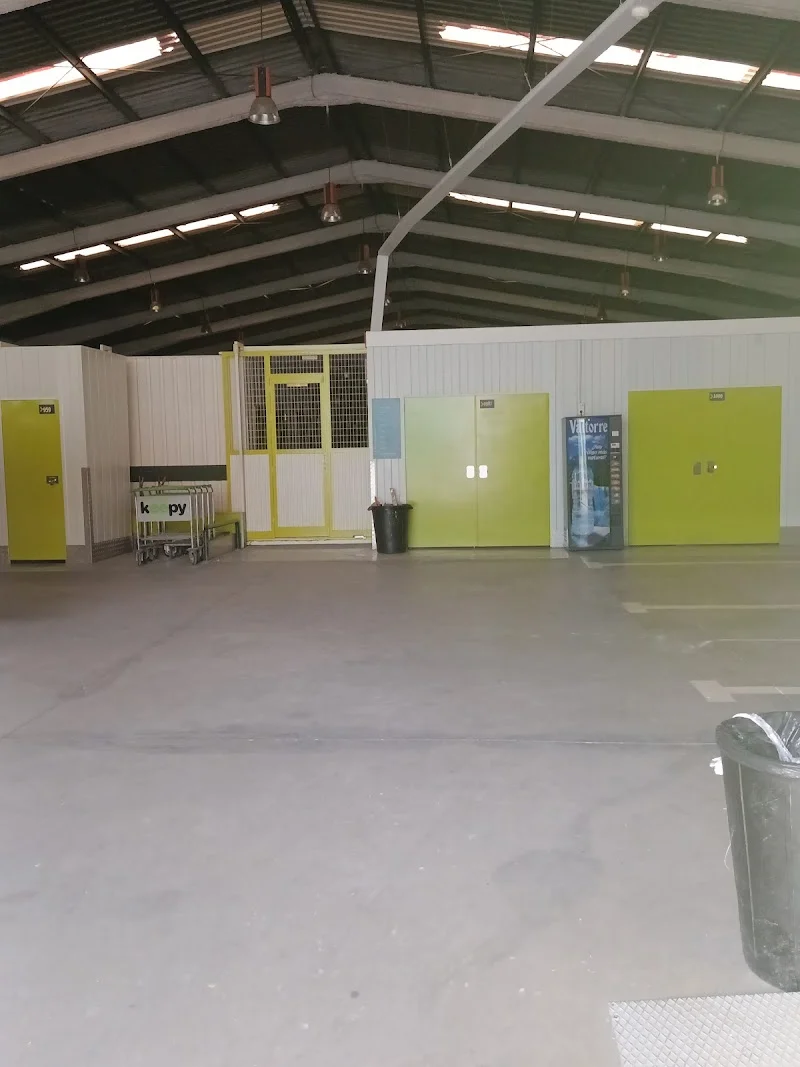 Alquiler de trasteros Málaga | Keepy en Av. de José Ortega y Gasset, 311, Cruz de Humilladero, 29006 Málaga, España - Imagen 4